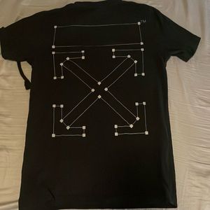 Off-White Tee Shirt